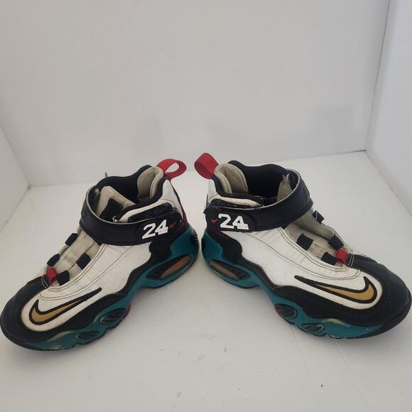Boys Nike Ken Griffey shoes size 11 - Picture 1 of 5